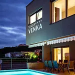 Venka * Rab Town