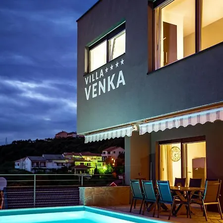 Venka * Rab Town