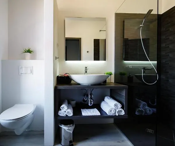 Venka Villa Rab Town