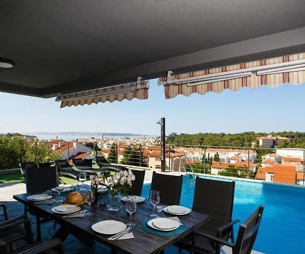 Villa Venka Rab Town